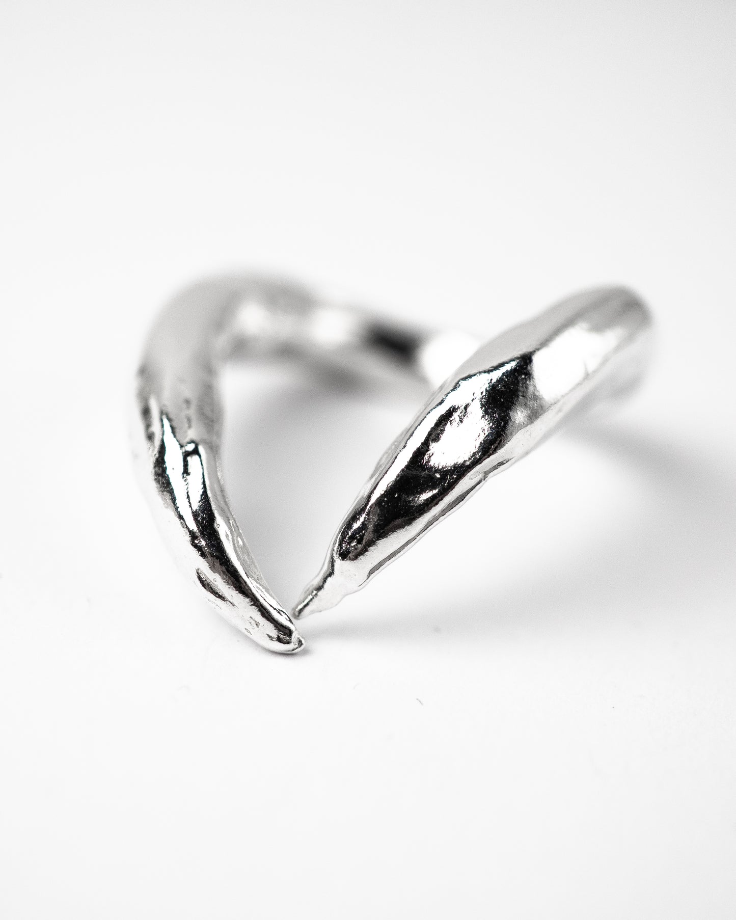 Claw Ring