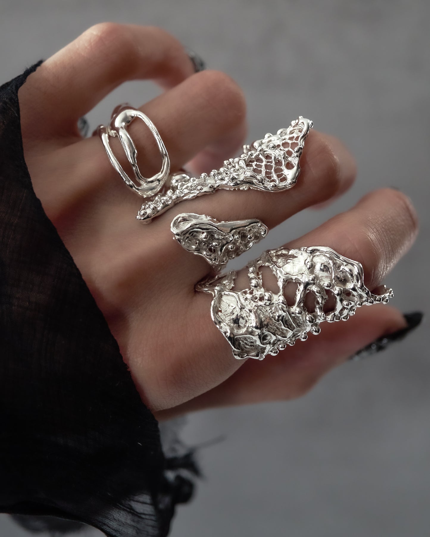 Chunky lace band