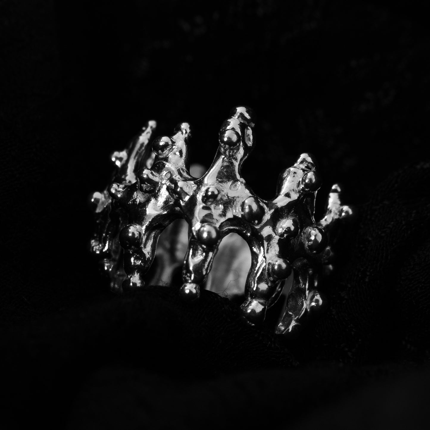 Crown ring