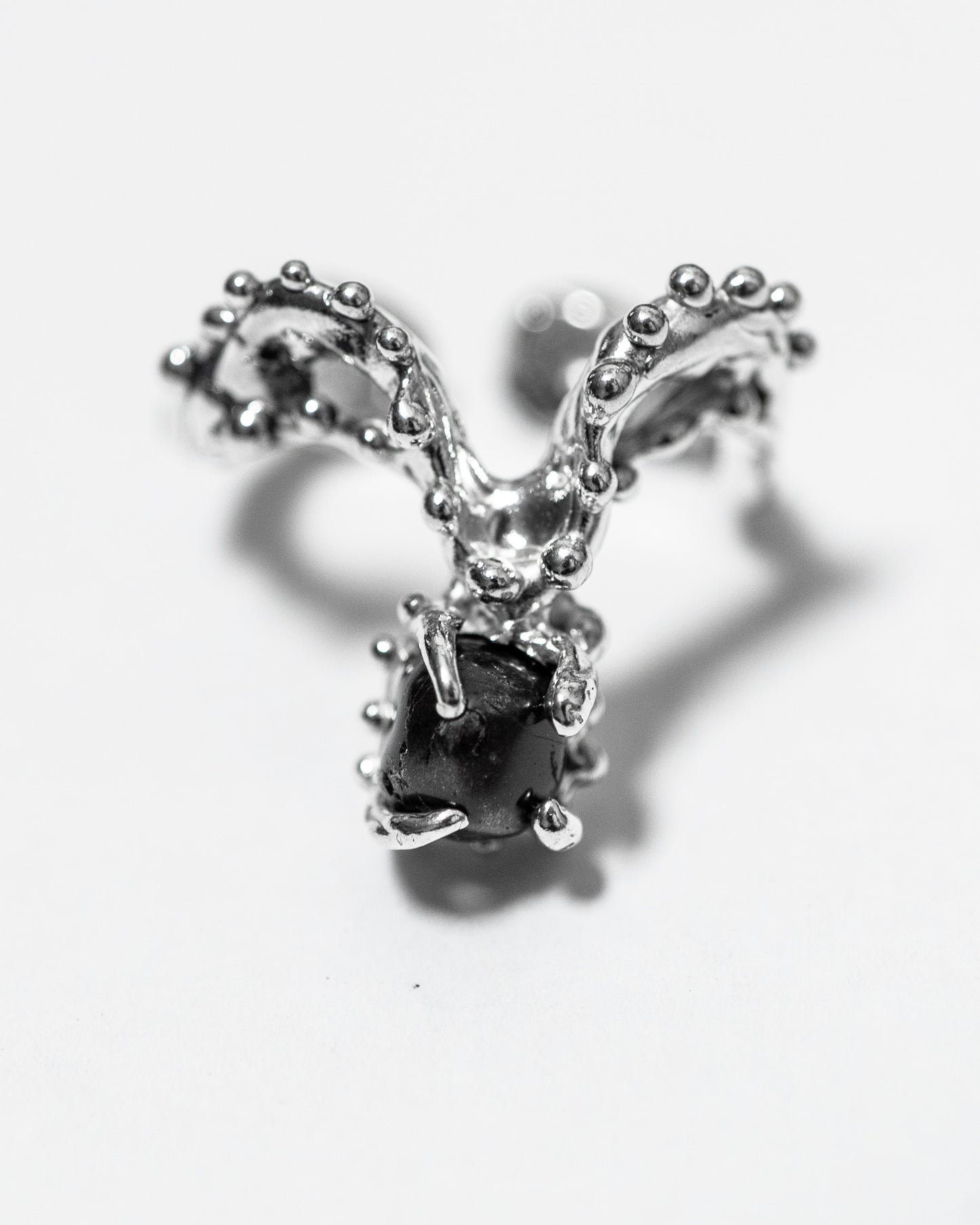 black gem ring - 5 open