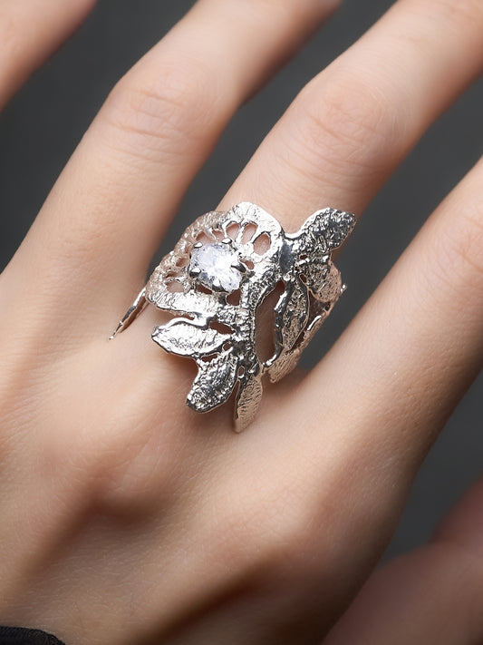 Botanic Lace Ring w gem - 7