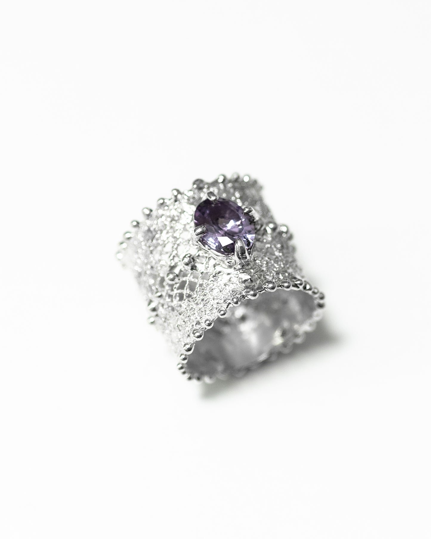 Lace ring with stone - 6.5