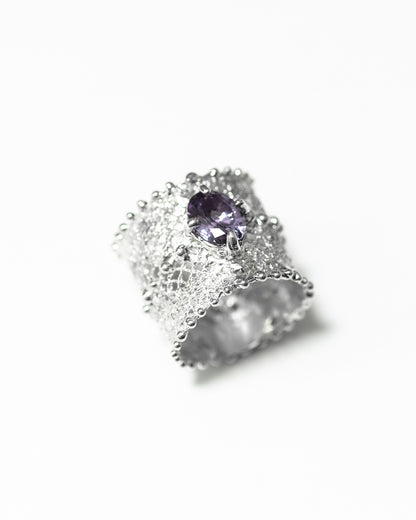 Lace ring with stone - 6.5