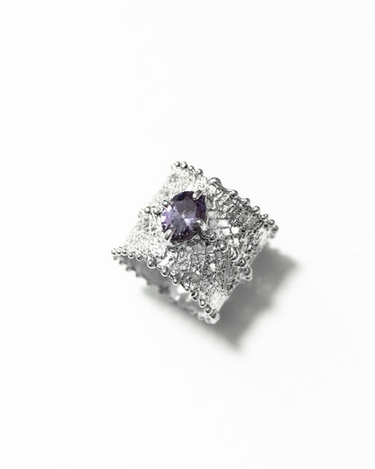 Lace ring with stone - 6.5