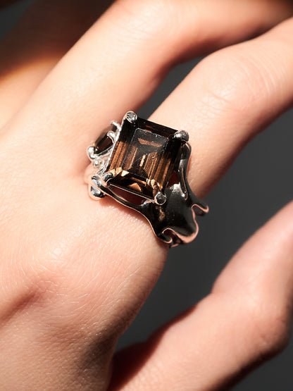 Fluid double smoke quartz ring- 6.5