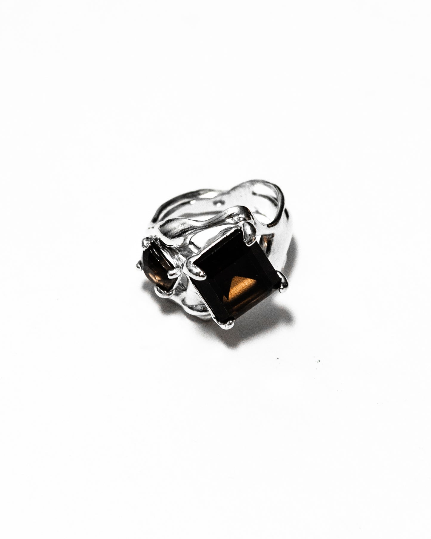 Fluid double smoke quartz ring- 6.5