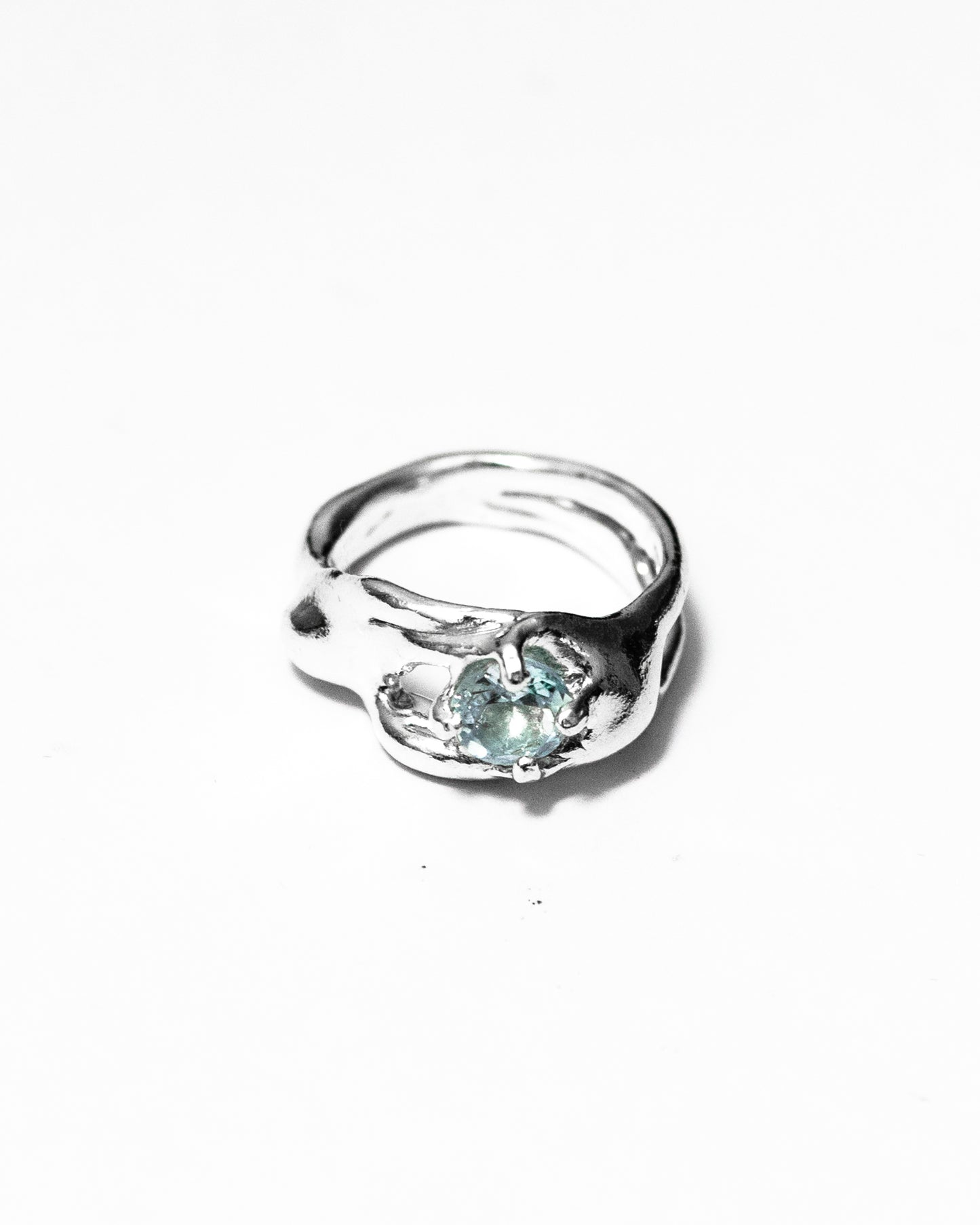 Fluid Aquamarine ring- 5.5