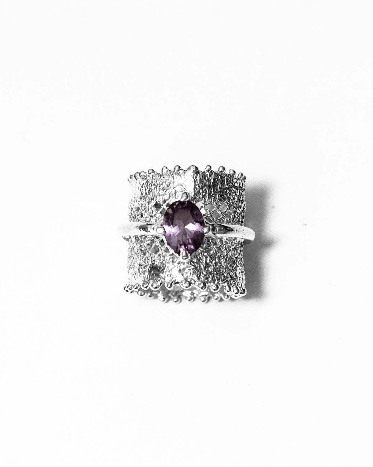 Lace band ring