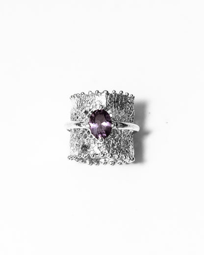 Lace band ring