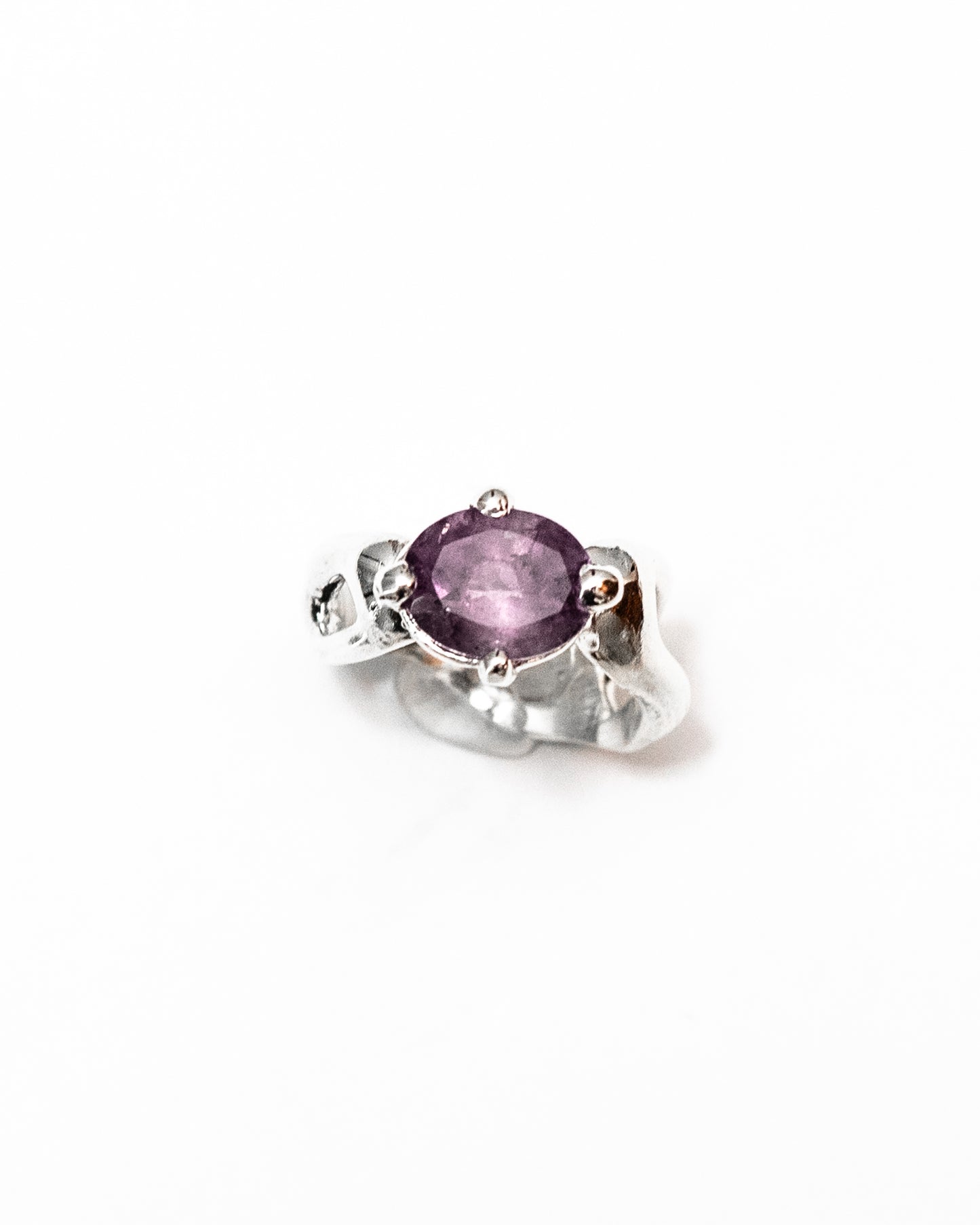 Fluid Amethyst ring- 5