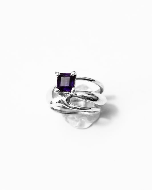 Fluid Amethyst ring- 5.5