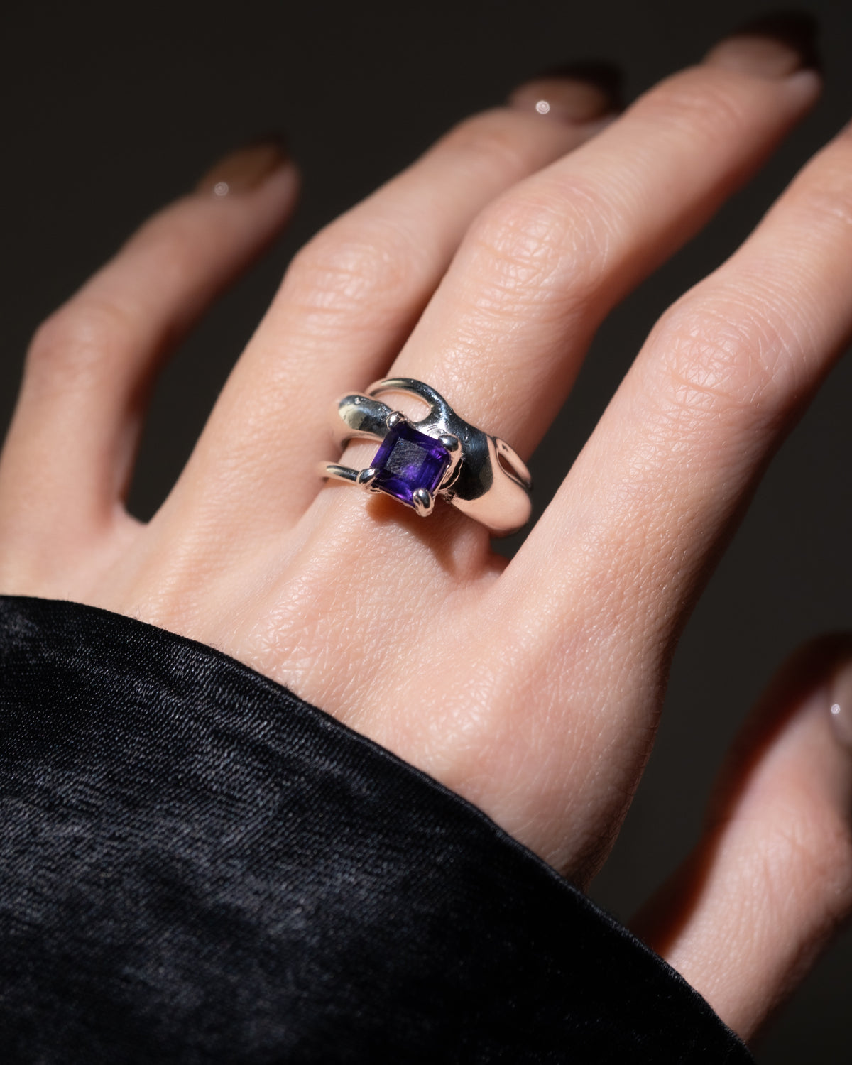 Fluid Amethyst ring- 5.5