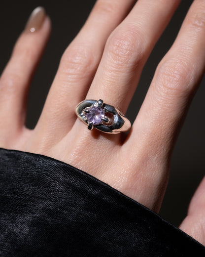 Fluid Amethyst ring- 6