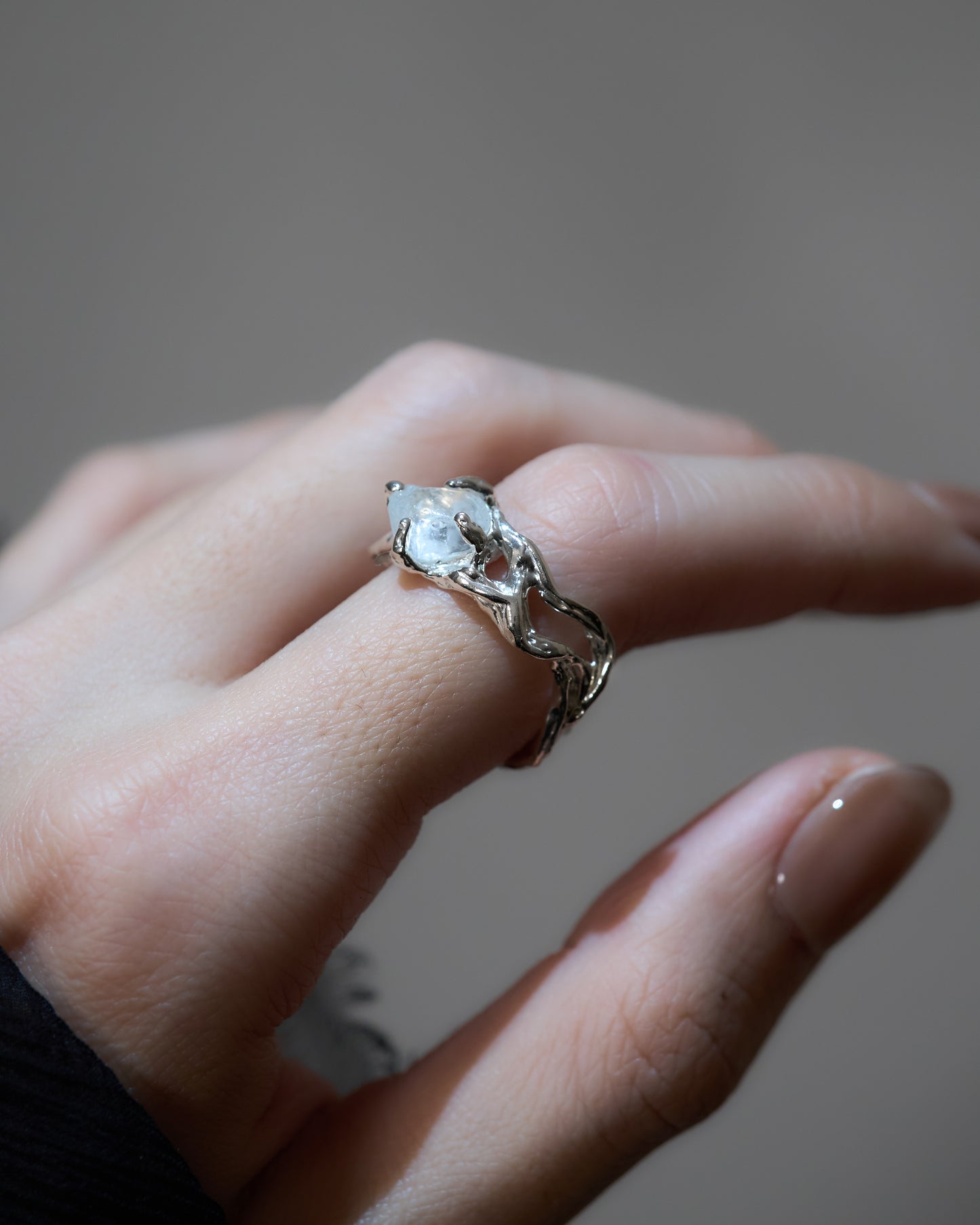 Quartz Ring - 6 Open