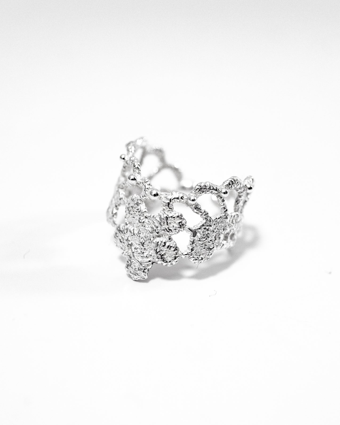 Lace ring