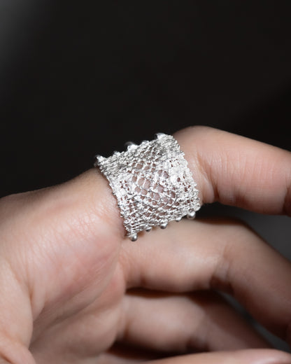 Lace ring