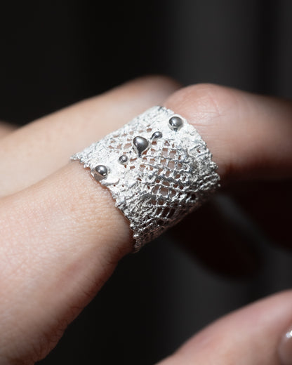 Lace ring