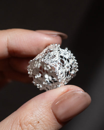Lace ring