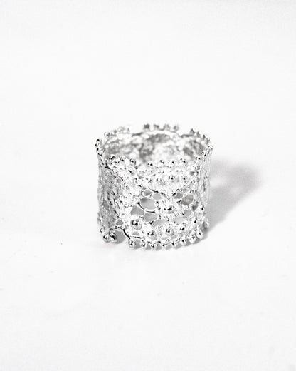 Lace ring