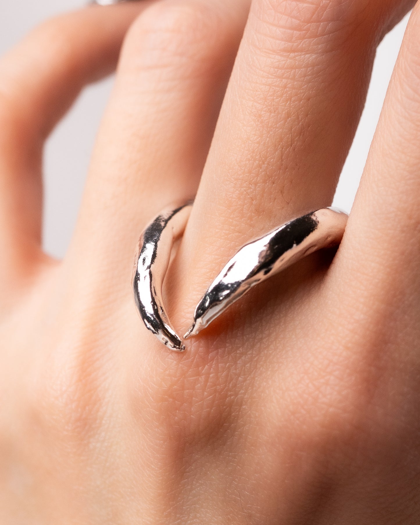 Claw Ring
